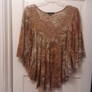3/4 sleeve flowy top